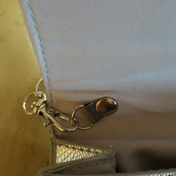 Silver Embossed Crossbody/Clutch NWT - Picture 5 of 6